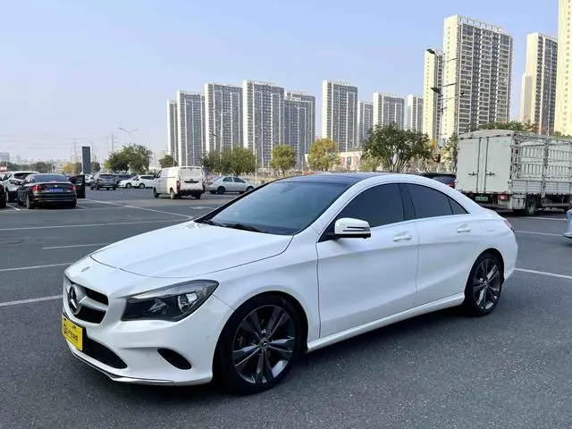 Mercedes-Benz Mercedes-Benz CLA CLA 200 dynamic type