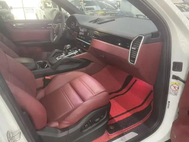 Porsche Cayenne Cayenne 3.0T Platinum Edition