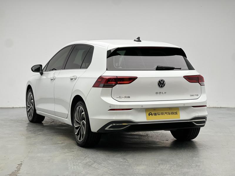 Volkswagen golf 2023