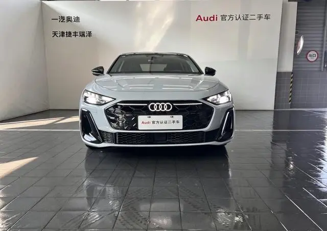 Audi Audi A5L 2.0T Sports Edition Plus
