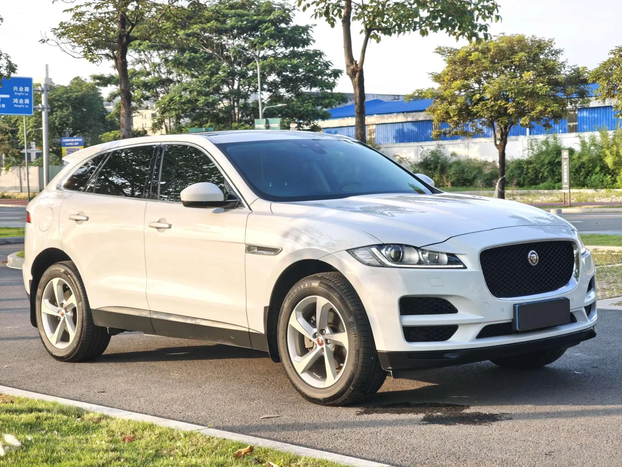 Jaguar Jaguar F-PACE 2.0T four-wheel drive Urban Exclusive Edition