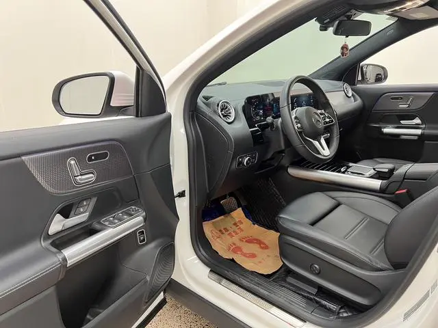 Mercedes-Benz Mercedes-Benz EQA EQA 260