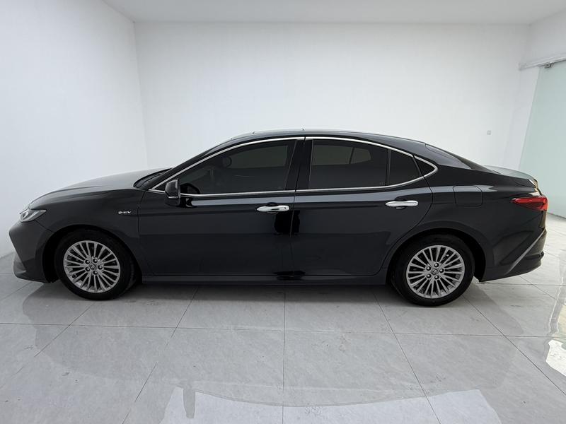 Toyota Camry 2024