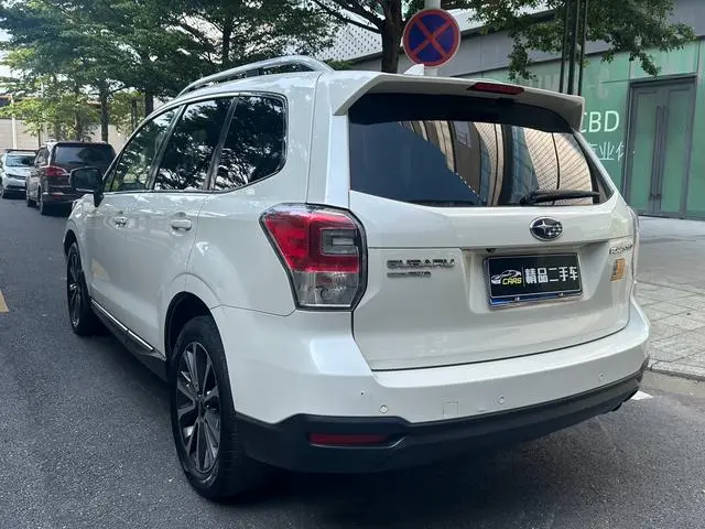 Subaru FORESTER Forester 2.0i Fashion Navigation Version