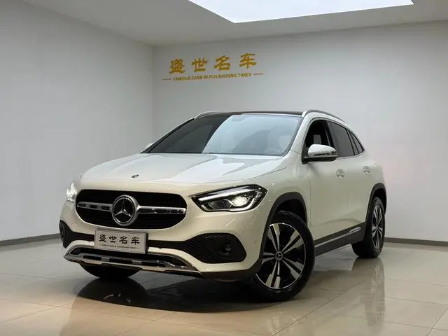 Mercedes-Benz Mercedes-Benz GLA GLA 200