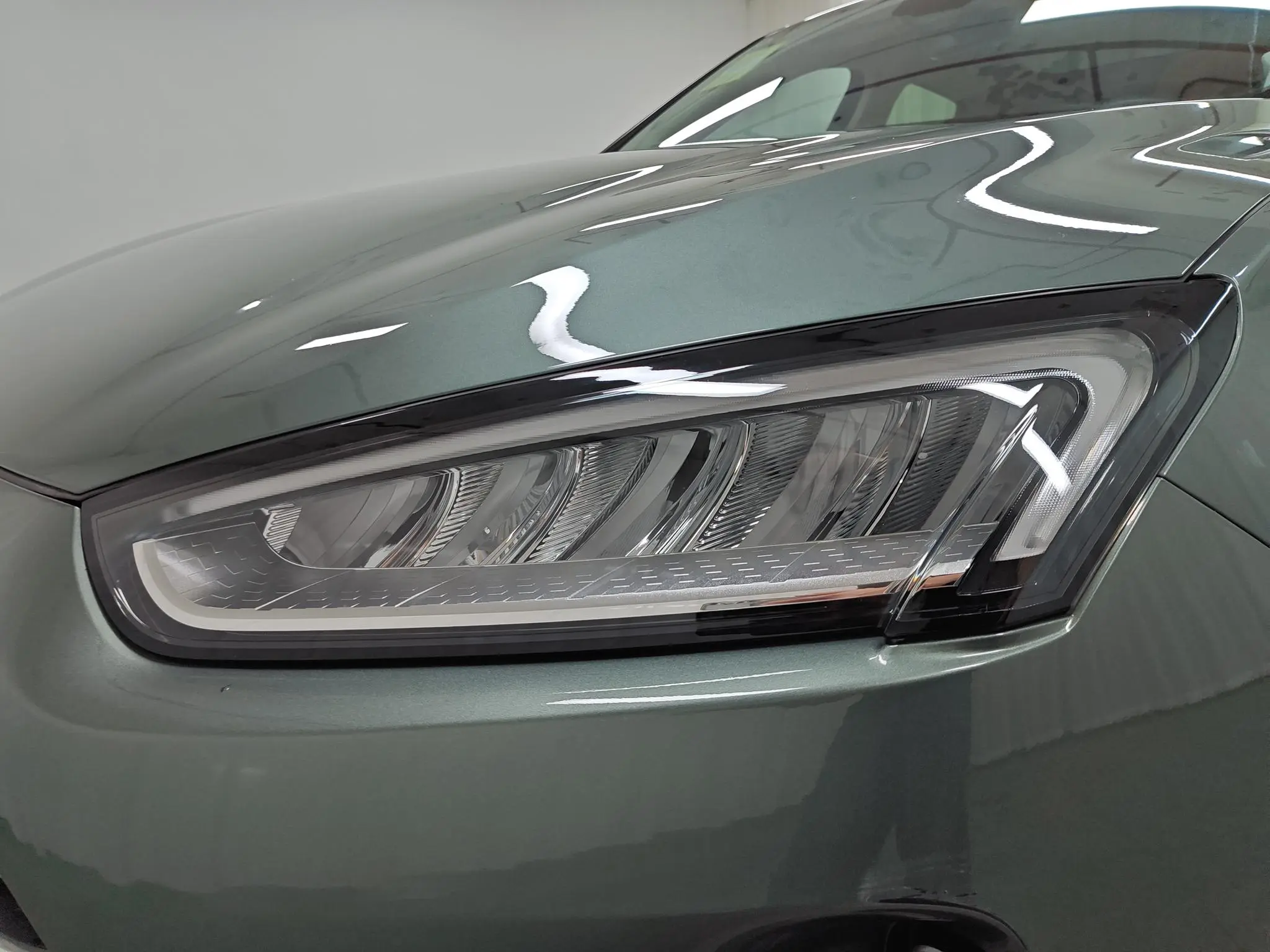 AITO Ask the world M5 Extended range rear drive standard edition