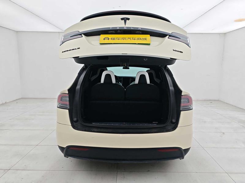 Tesla Model X 2017