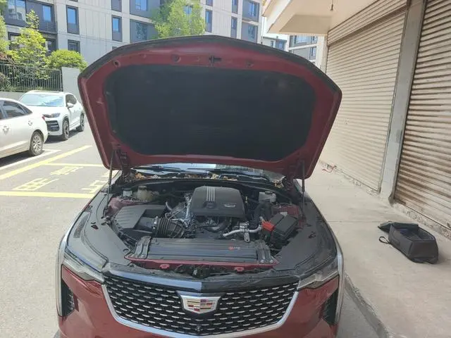 Cadillac Cadillac CT4 28T luxury