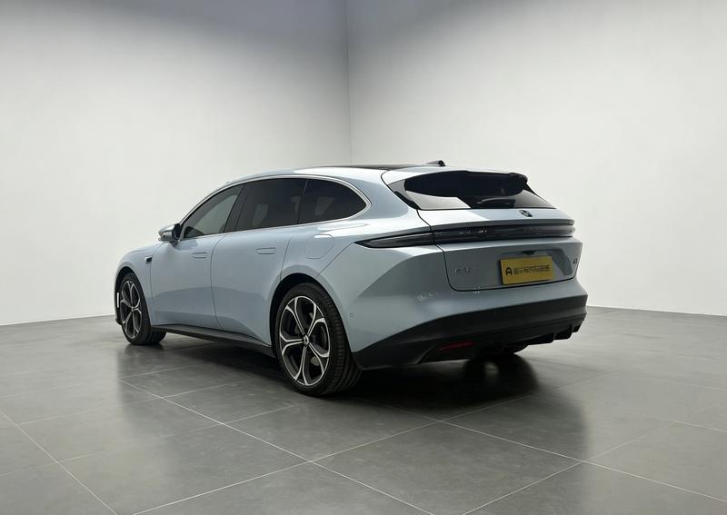 NIO NIO ET5 Touring 2024
