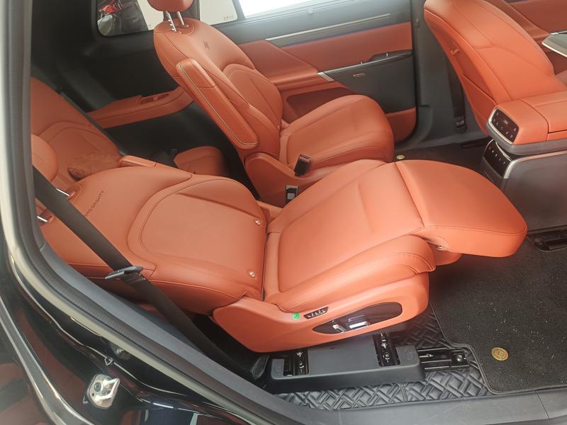 Dongfeng Yipai Eπ 008 2024