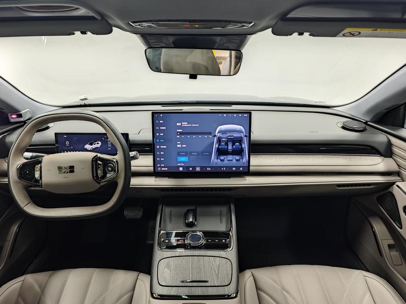 Geely Galaxy Galaxy Star Shine 8 PHEV 2025