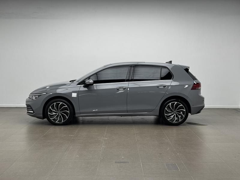 Volkswagen golf 2023