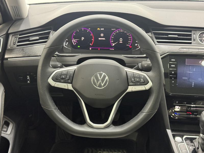 Volkswagen Magotan 2025