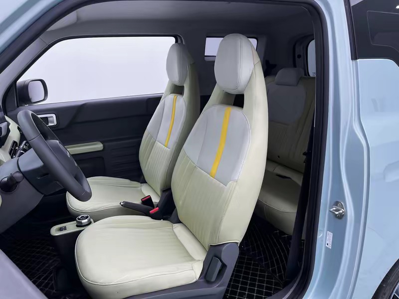 Geely Galaxy panda 2023