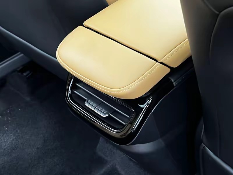 Geely Galaxy Galaxy L7 2023