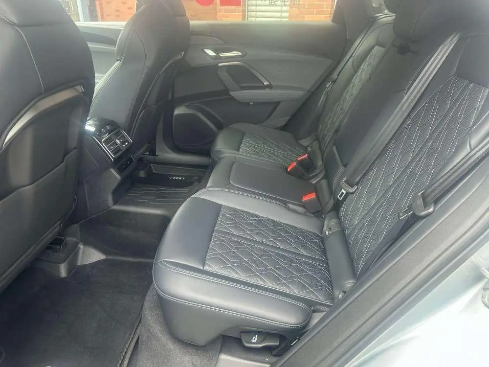 Audi Audi Q5L 2.0T Exclusive edition for tens of millions of users