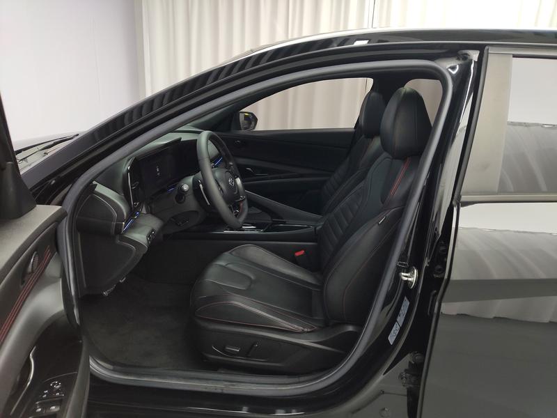 Hyundai Elantra 2021