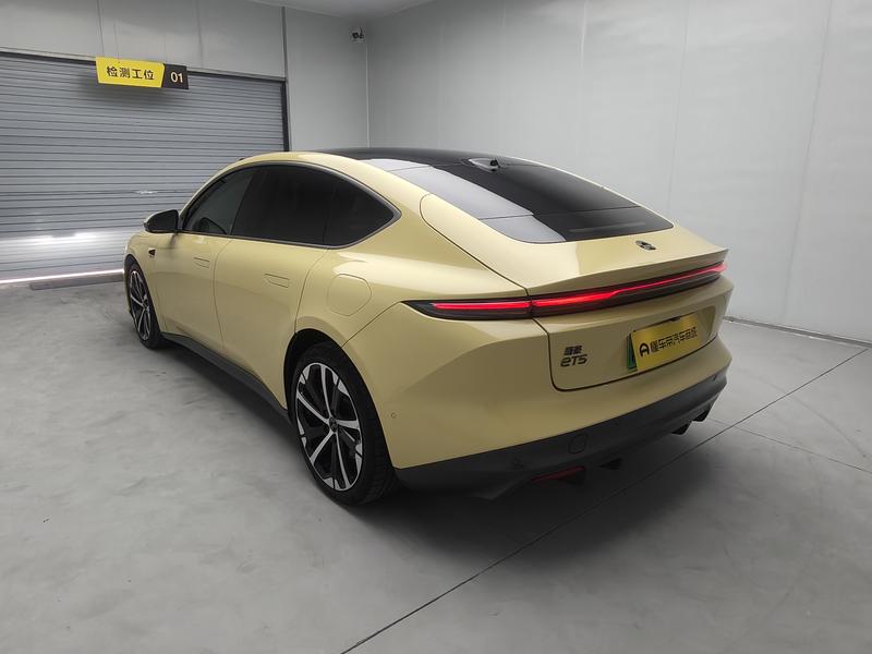NIO NIO ET5 2022