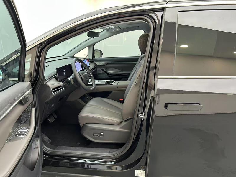 Maxus Datong G70 2024