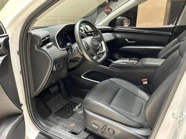 Hyundai Tucson Tucson L 1.5T DLX two-wheel drive Deluxe Edition