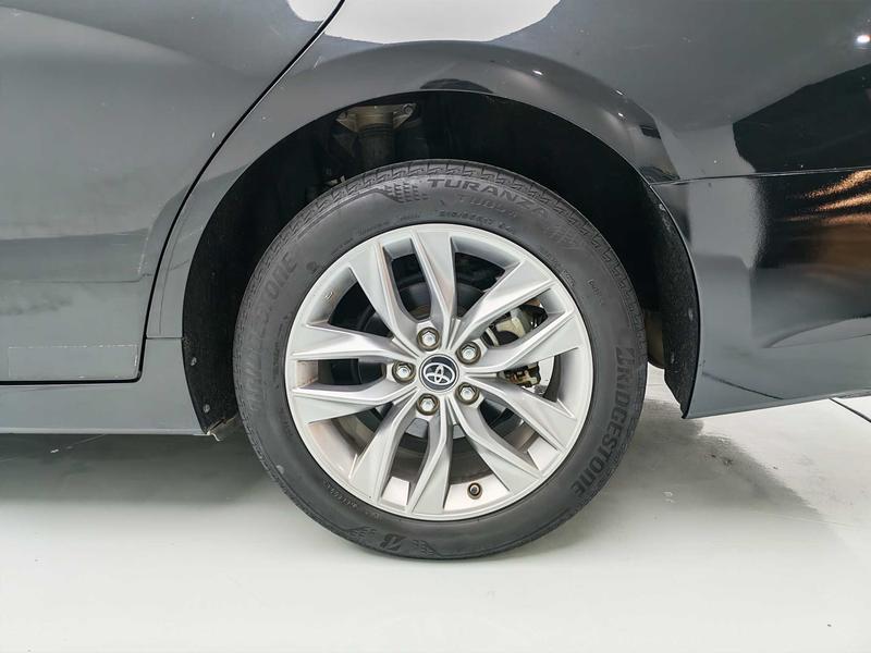 Toyota Asian Dragon 2021