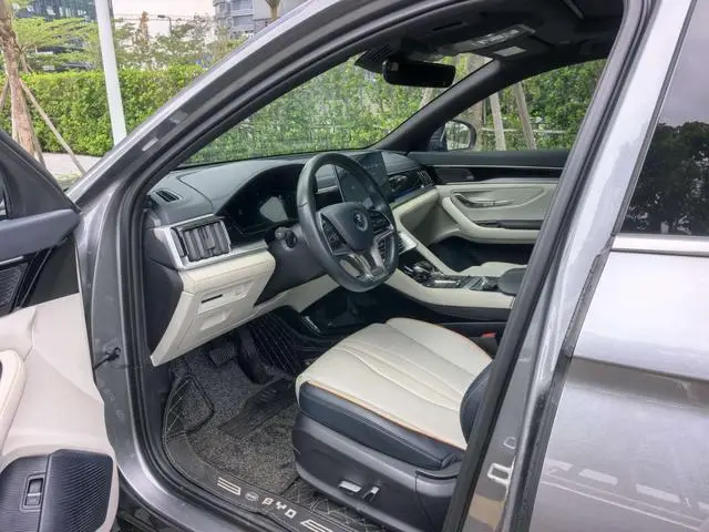 BYD Song PLUS DM DM-i 110KM two-wheel drive flagship PLUS