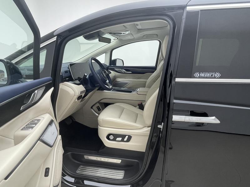 WEY 高山 PHEV 2023