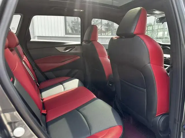 Changan Changan CS35 PLUS Blue Whale NE 1.4T DCT Premium Type