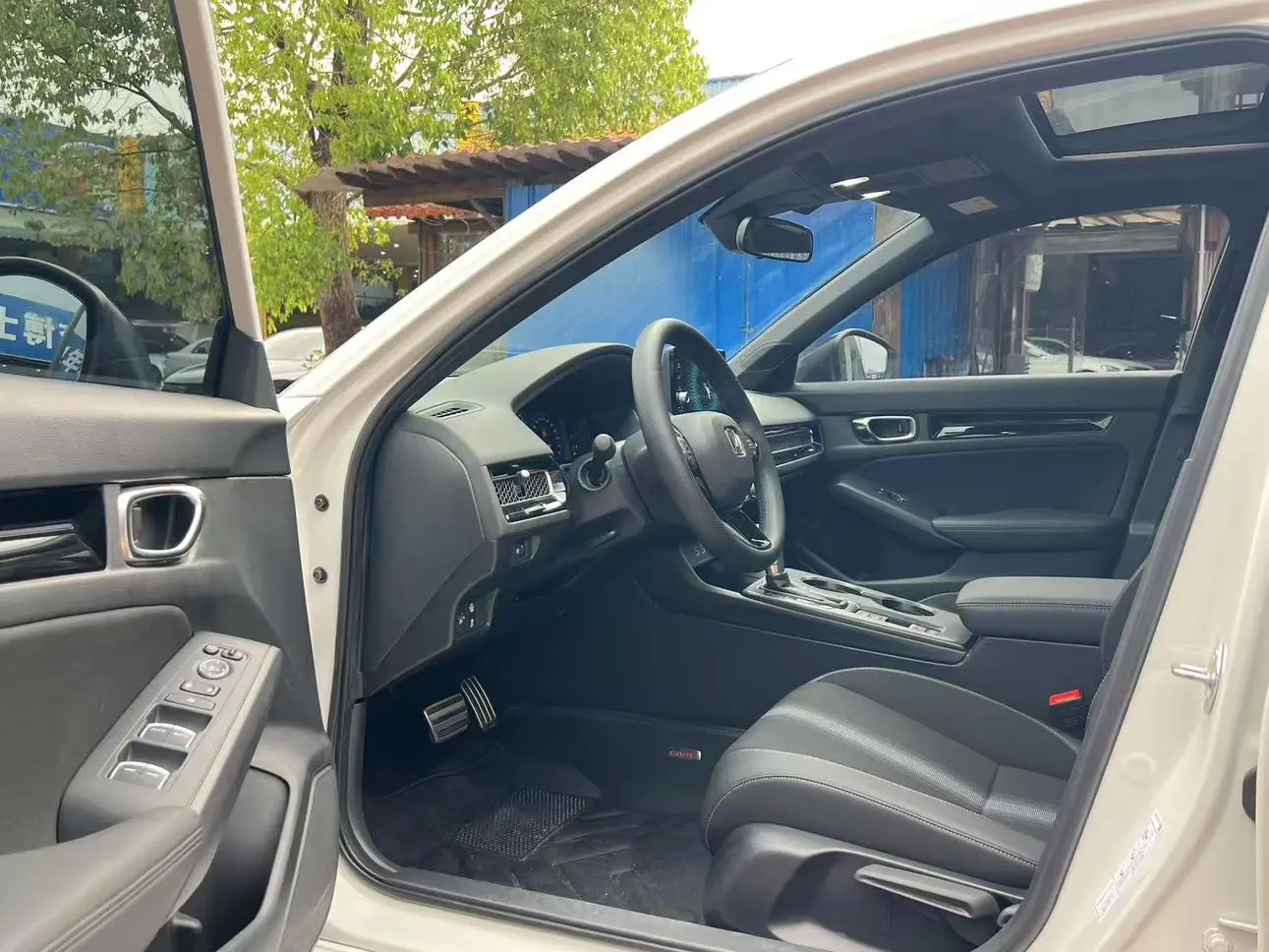 Honda Civic 240TURBO CVT combustion version