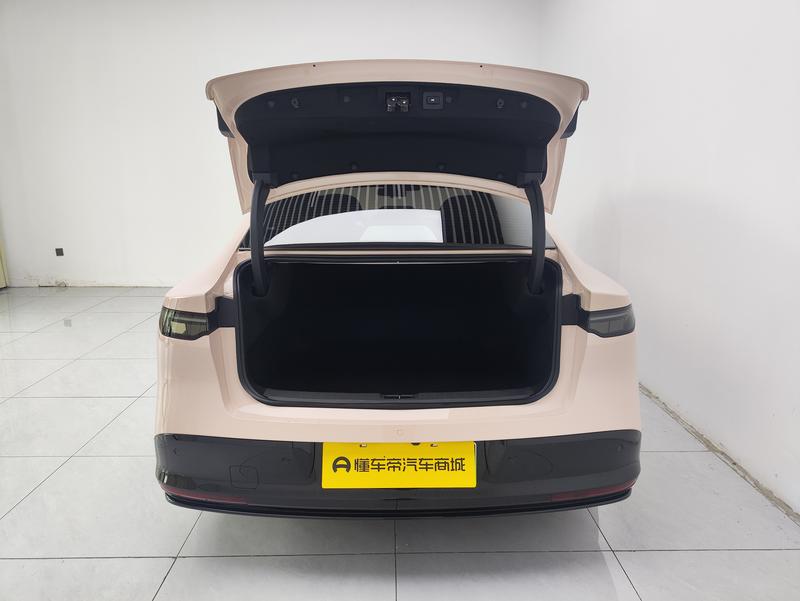 Nissan Nissan N7 2025