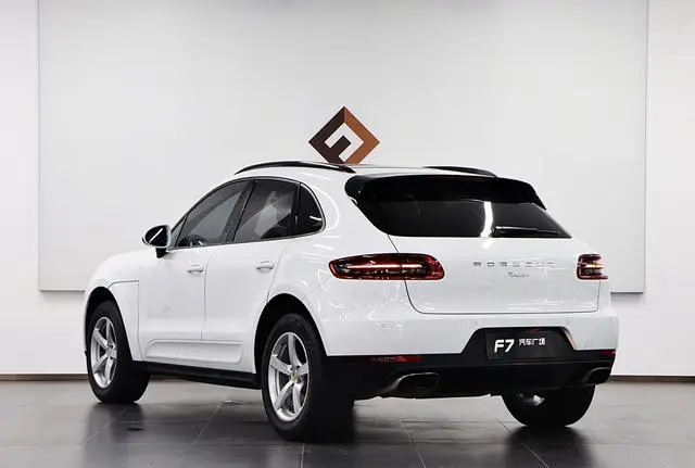 Porsche Macan Macan 2.0T