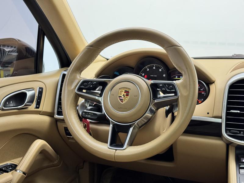 Porsche Cayenne 2015