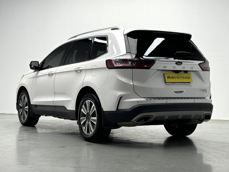 Ford Edge 2021