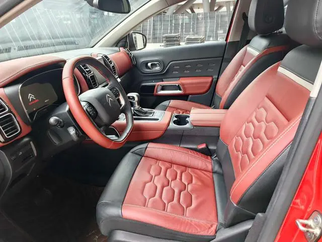 Citroen Tianyi C5 AIRCROSS 350THP luxury