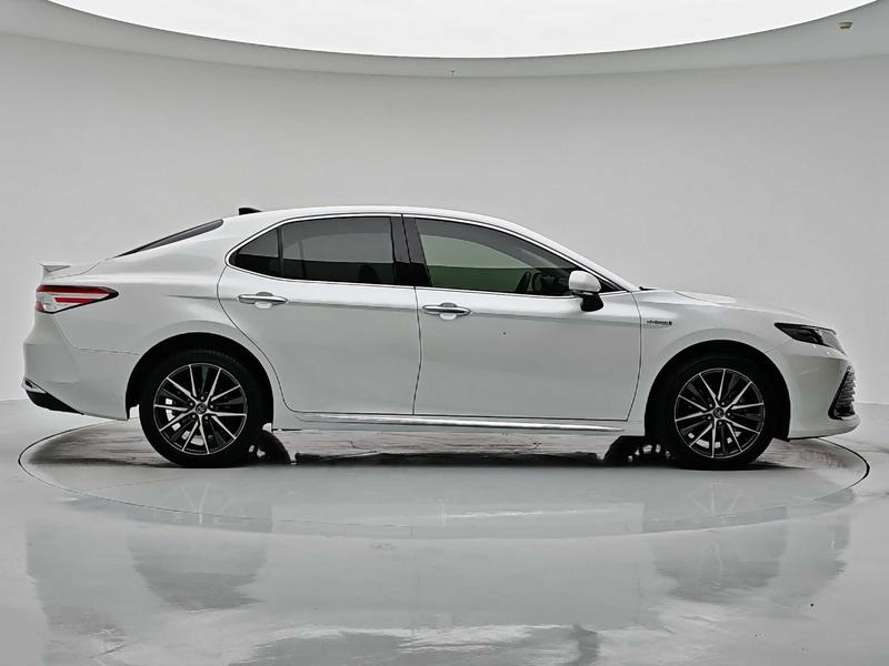 Toyota Camry 2023