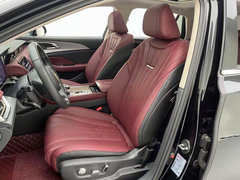 Hongqi Red Flag H5 2024
