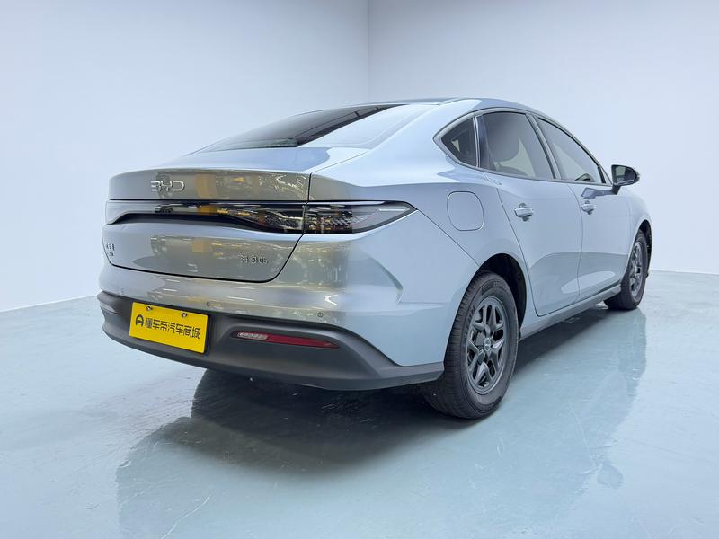 BYD Seal 05DM 2025