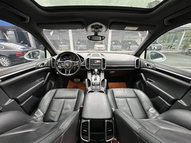 Porsche Cayenne Cayenne Platinum Edition 3.0T