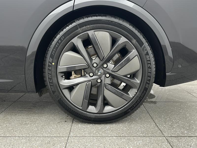 Li Auto Ideal L7 2024