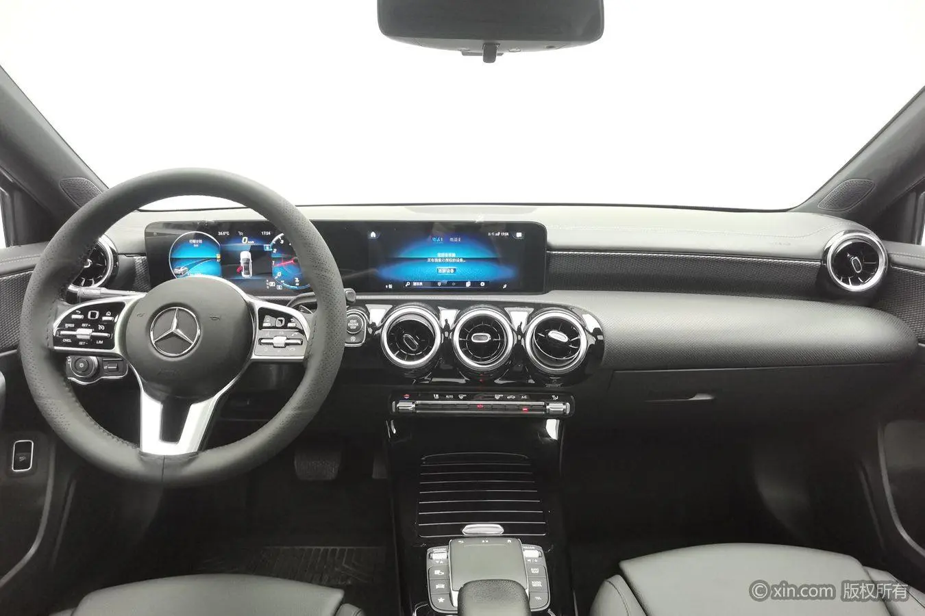 Mercedes-Benz Mercedes-Benz A-class A 200 L sports sedan dynamic Version