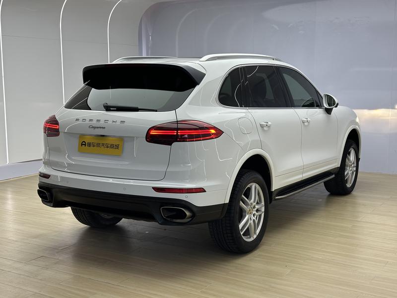 Porsche Cayenne 2016