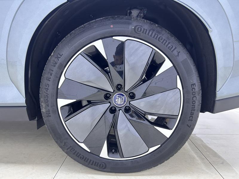 BYD Tang L DM 2025