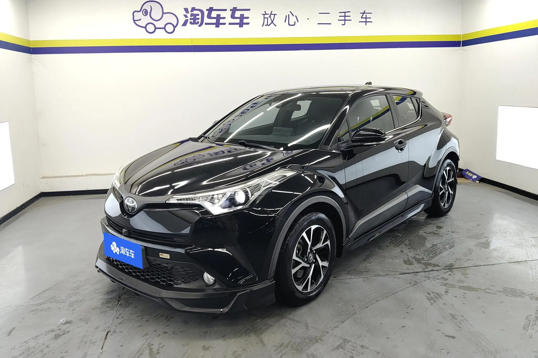 TOYOTA Toyota C-HR 2.0L Leading version