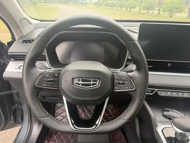 Geely Xingrui 2.0T luxury