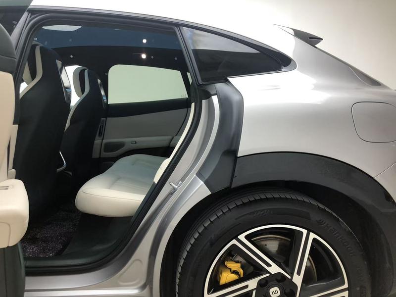 Xiaomi Auto Xiaomi YU7 2025