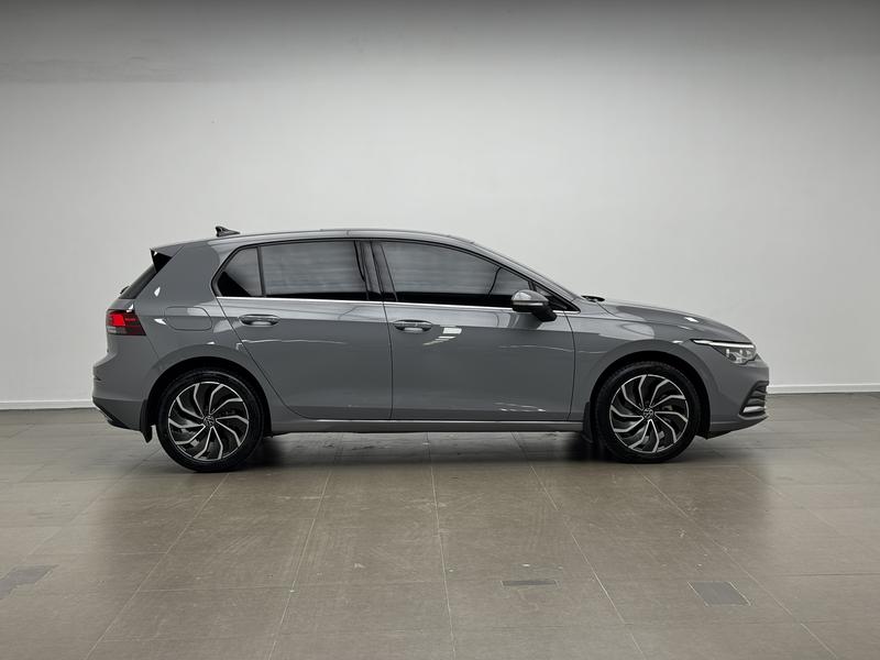 Volkswagen golf 2023