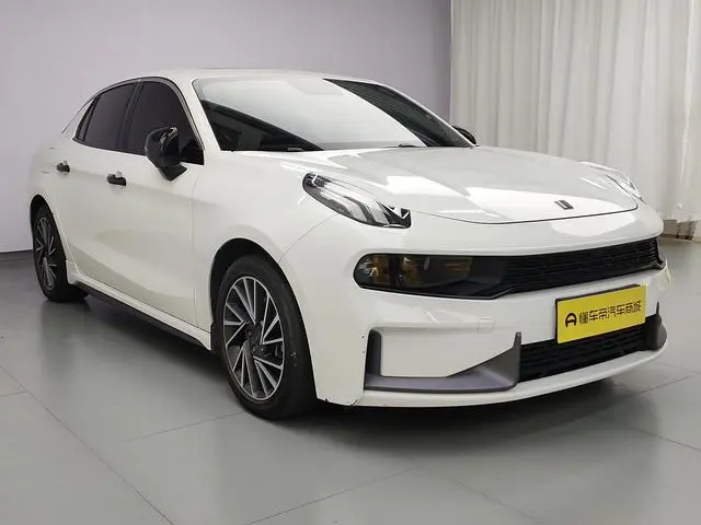 LYNK & CO Lynk 03 2.0TD DCT Jin Plus