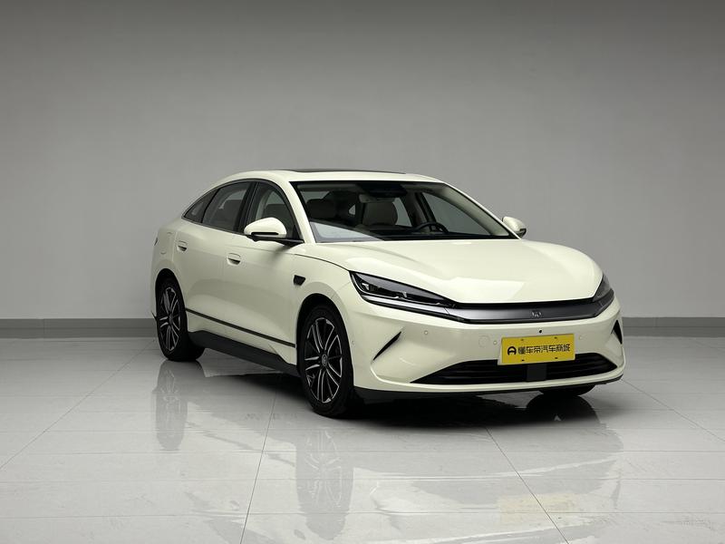 BYD Qin L EV 2025