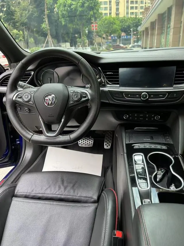 Buick Regal GS 28T Premium type