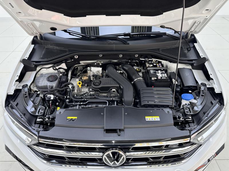 Volkswagen T-Roc 2024